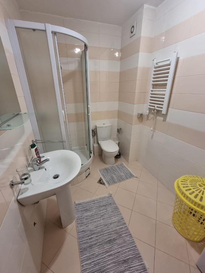 5 Star Apartment Podgorica Esterno foto